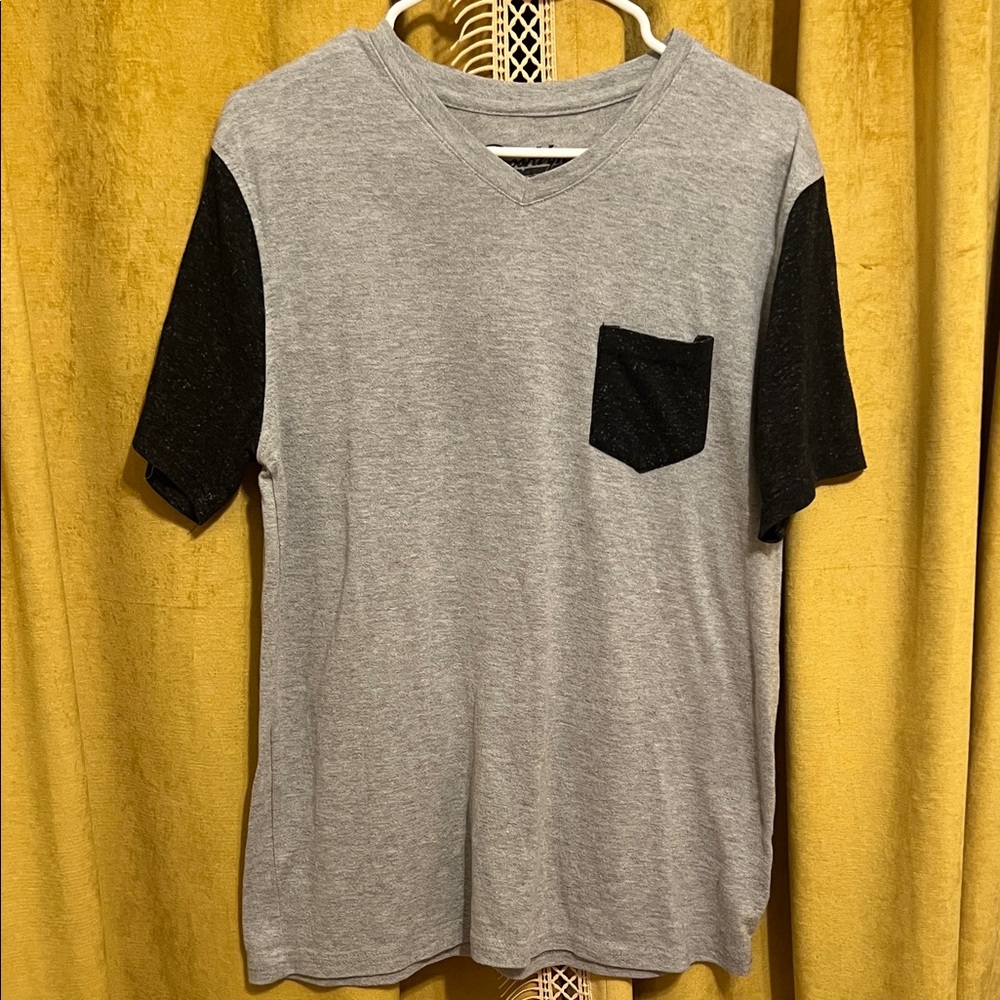 Brooklyn Cloth Gray and Black Short Sleeve Tee L